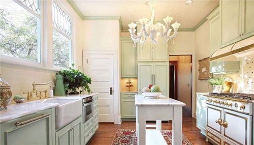 歐式廚房裝修要注重什么？沈陽(yáng)哪家裝修設(shè)計(jì)公司好