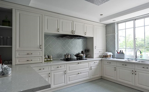 沈陽舊房改造選哪個裝修公司?廚房改造攻略都在這里